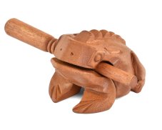 Hrající dřevěná žába světlá 10 cm