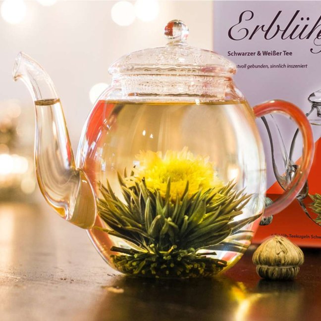 Dárkový set Creano Black & White Tea - skleněná konvice a 6 ks čaje - poškozená krabice