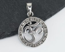 Stříbrný přívěsek ÓM se zirkony