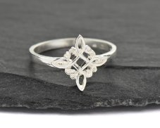 Stříbrný prsten Ochranný uzel