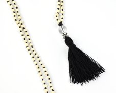 Asijský růženec, Měsíční kámen, černý střapec