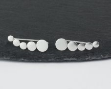 Stříbrné minimalistické náušnice Puntíky