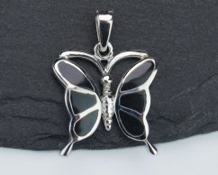 Stříbrný přívěsek Motýl s černou perletí