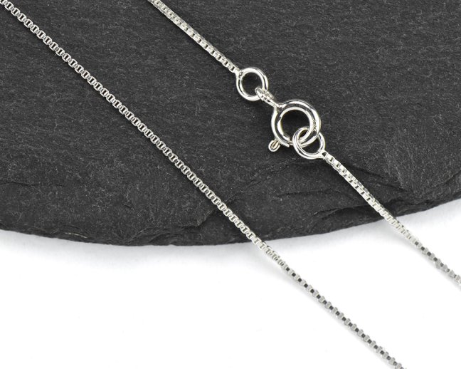 Stříbrný řetízek hranatý 46 cm