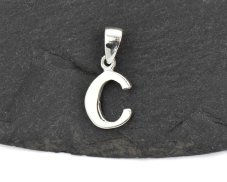 Stříbrný přívěsek Písmeno "C"