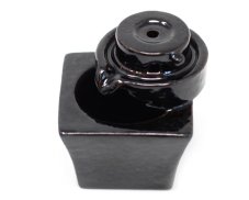 Stojan "Tekoucí Dým" - Čtvercová fontána