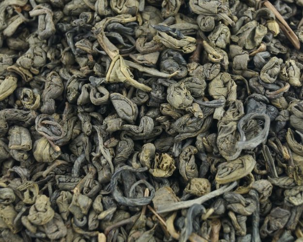 Zelený čaj Zhu Cha (Gunpowder, Perlový čaj) - 125 g dóza