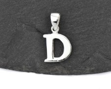Stříbrný přívěsek Písmeno "D"