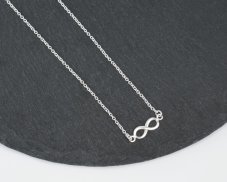 Stříbrný náhrdelník Nekonečno