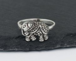 Stříbrný prsten Slon