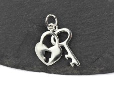 Stříbrný přívěsek Zámeček