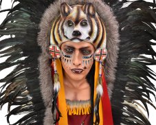 Závěsná dekorace Indiánská náčelnice s vlkem 120 cm - var. B