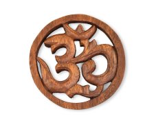 Závěsná dřevěná dekorace Óm - 10 cm