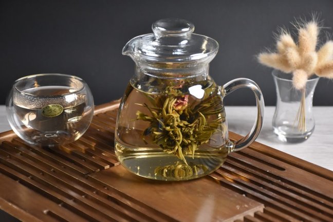 Bílý kvetoucí čaj - Jewel Droplet - 1 ks