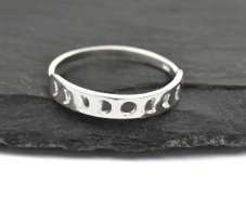 Stříbrný prsten Fáze měsíce II