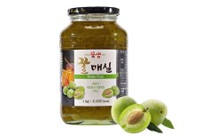 Green plum Tea by Kotsam