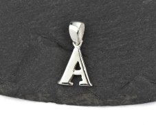 Stříbrný přívěsek Písmeno "A"