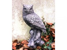 Zahradní betonová dekorace - Sova na větvi