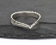 Stříbrný prsten Pírko ancient