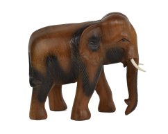 Dřevěná soška Slon Chobot dolů 16 cm