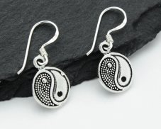 Stříbrné visací náušnice, tepané, Jin Jang 16 mm