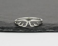 Stříbrný prsten Křídla